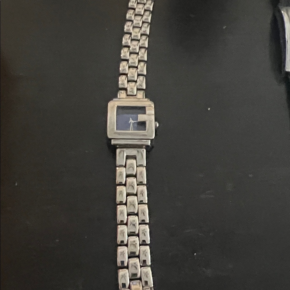 Gucci Silver Bracelet Watch with Black Dial